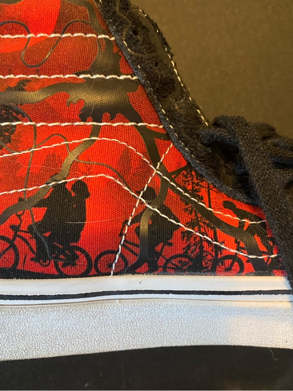 STRANGER THINGS Vans Red and Black Print high-top sneakers